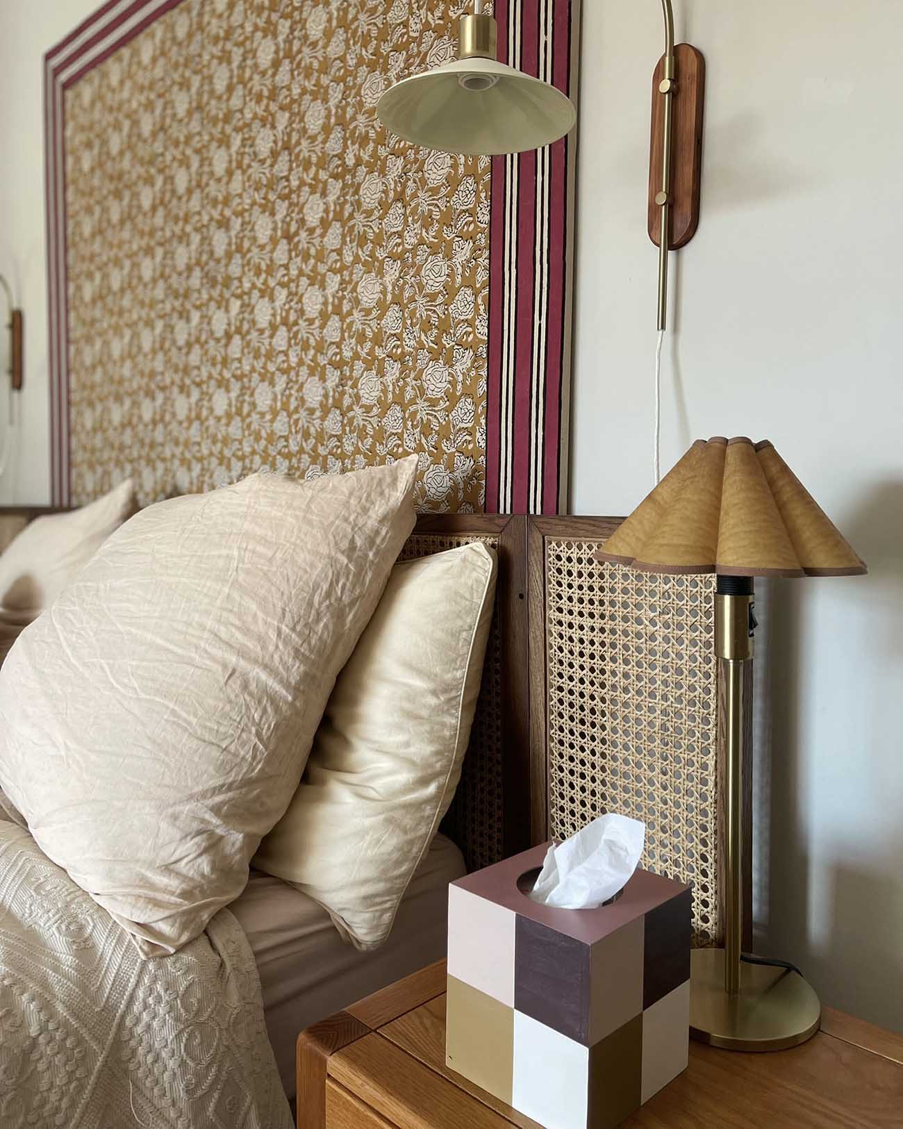 POSEY WOODEN TISSUE BOX