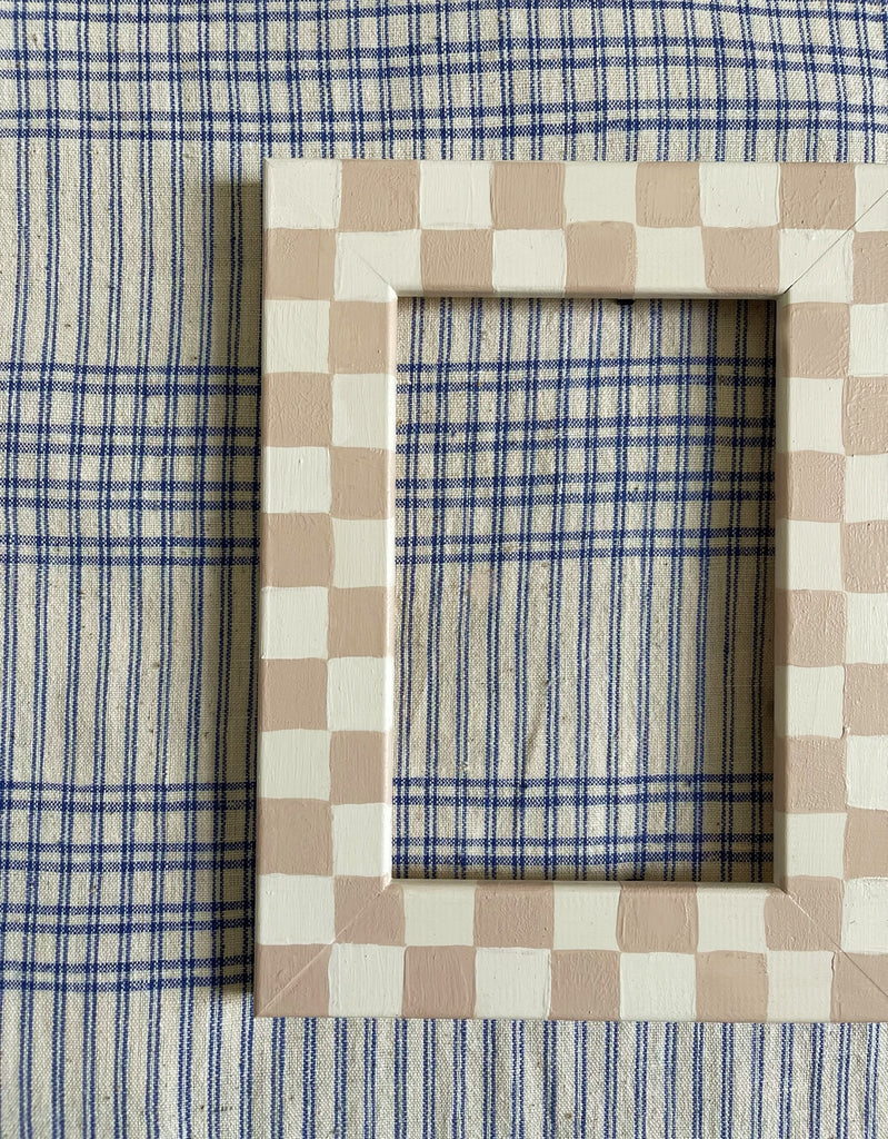 MINI CHECKERBOARD FRAME