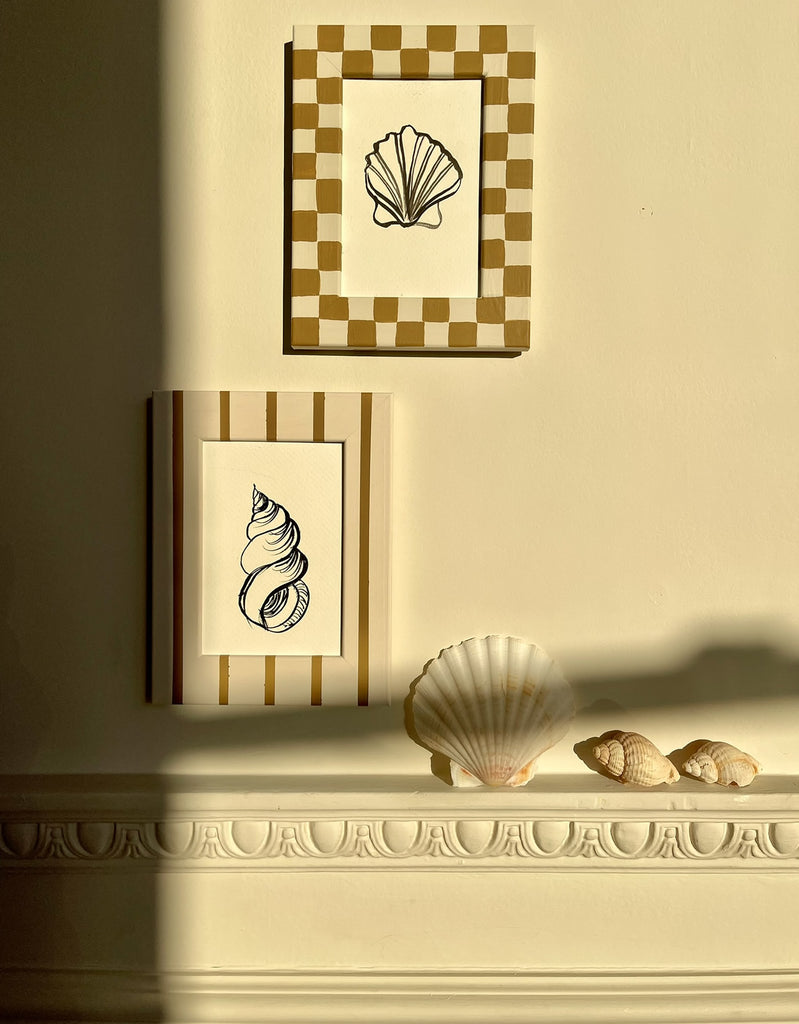 MINI CHECKERBOARD FRAME